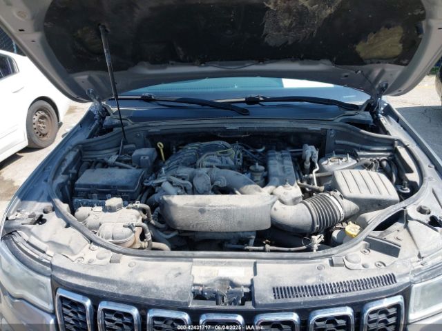 1C4RJFAG3HC811787 Jeep Grand Cherokee Laredo 4x4
