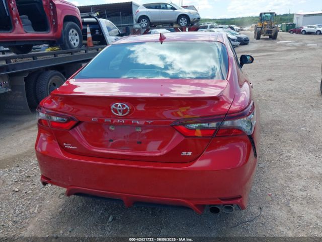 4T1T11AK8RU210220 Toyota CAMRY SE