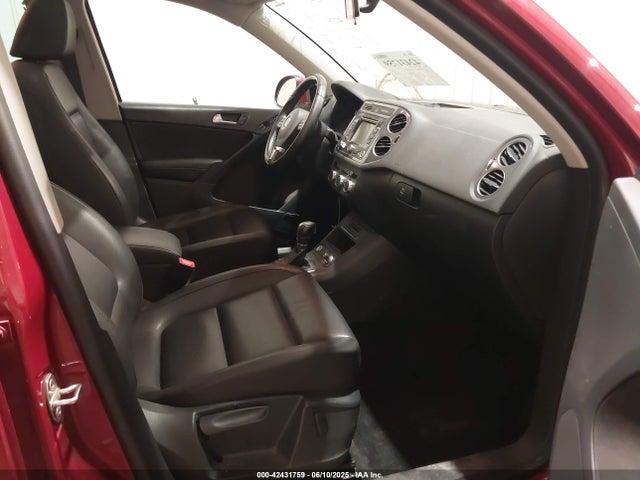 WVGBV7AXXFW089172 Volkswagen 2015