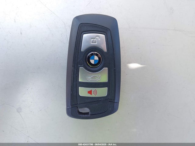 3MW69CW08S8F31736 BMW 2025