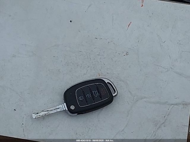 KM8J33A40GU077996 Hyundai 2016