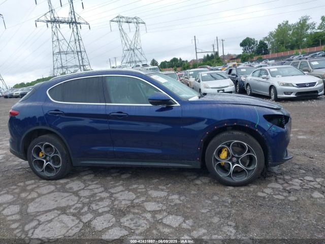 ZASPAKBN5K7C58905 Alfa Romeo Stelvio Ti Lusso Awd