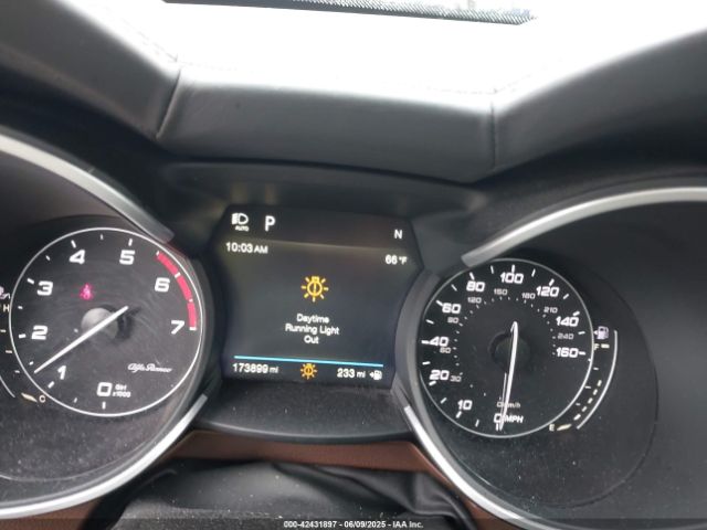 ZASPAKBN5K7C58905 Alfa Romeo Stelvio Ti Lusso Awd