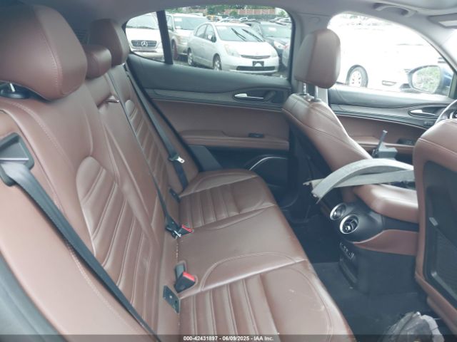 ZASPAKBN5K7C58905 Alfa Romeo Stelvio Ti Lusso Awd