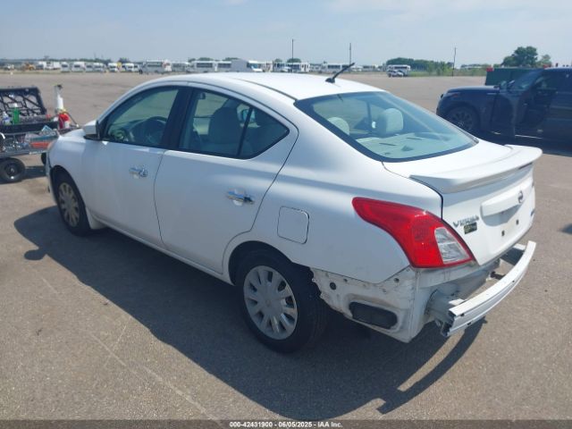 3N1CN7AP4FL904953 Nissan 2015