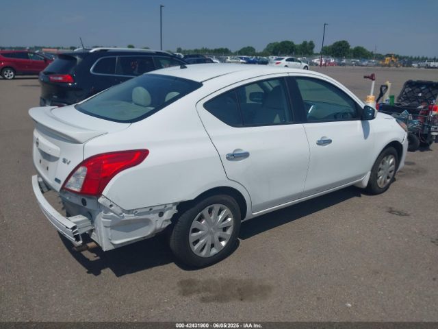 3N1CN7AP4FL904953 Nissan 2015