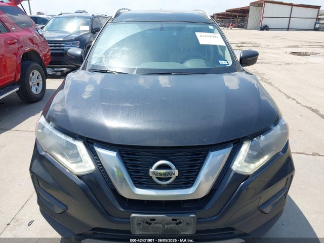 JN8AT2MV1HW003855 Nissan Rogue