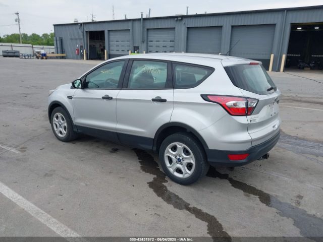 2018 FORD ESCAPE 1FMCU0F78JUA34361 Photo 2