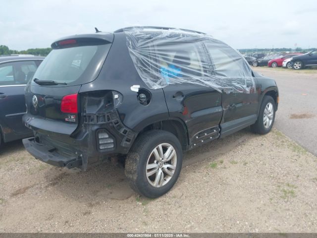 2016 VOLKSWAGEN TIGUAN WVGBV7AX8GW538544 Photo 3