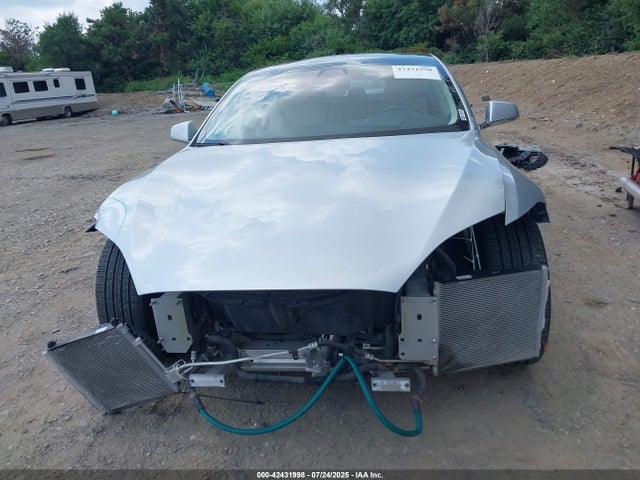Tesla 2017 2017 5YJSA1E25HF198609 Image 13
