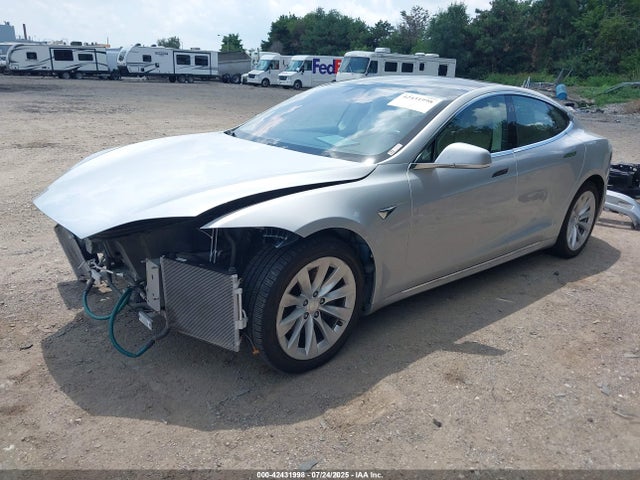 2017 TESLA MODEL S 5YJSA1E25HF198609 Photo 1