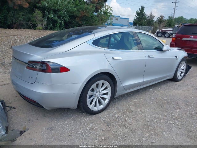 2017 TESLA MODEL S 5YJSA1E25HF198609 Photo 3