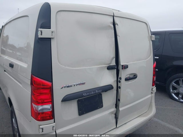 W1YV0BEY7N4153194 Mercedes-Benz m274