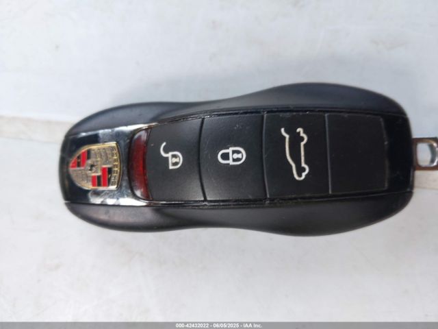 2017 PORSCHE MACAN WP1AB2A52HLB18385 Photo 10