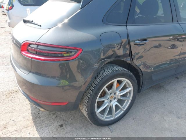 2017 PORSCHE MACAN WP1AB2A52HLB18385 Photo 5