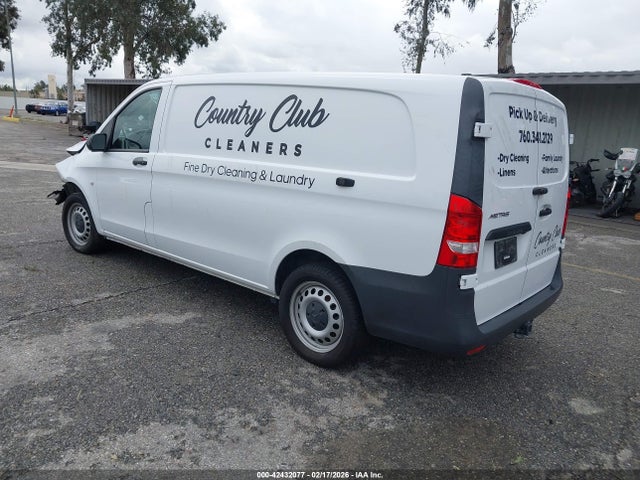 2022 MERCEDES-BENZ METRIS W1YV0CEY4N3961398 Photo 2