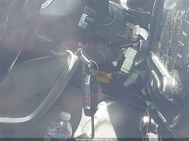 KNDJ23AU7P7863154 KIA SOUL LX