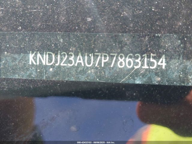 KNDJ23AU7P7863154 KIA SOUL LX