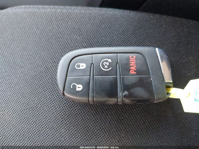 2019 JEEP RENEGADE ZACNJBAB3KPK72566 Photo 10