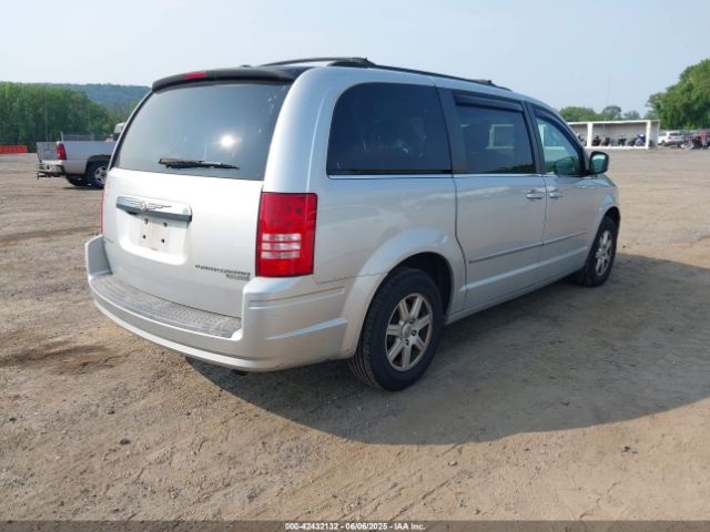 2010 CHRYSLER TOWN & COUNTRY 2A4RR5DX1AR253430 Photo 3