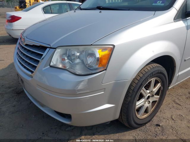 2010 CHRYSLER TOWN & COUNTRY 2A4RR5DX1AR253430 Photo 5