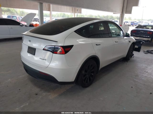 2021 TESLA MODEL Y 5YJYGDEE5MF119695 Photo 3