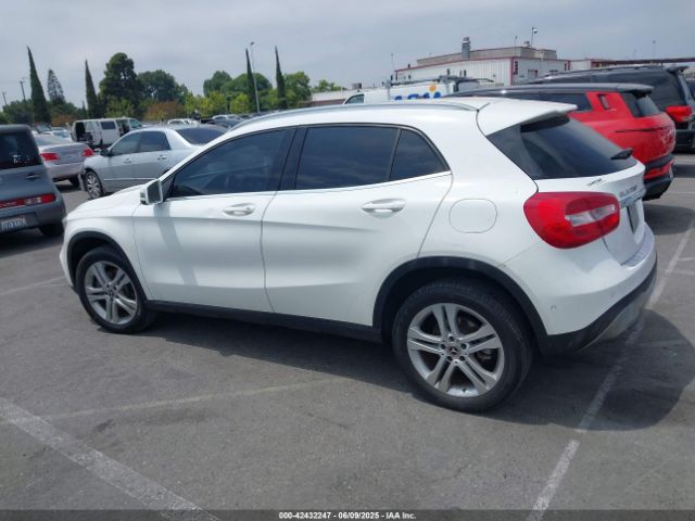 WDCTG4EBXJJ479396 Mercedes-Benz GLA 250