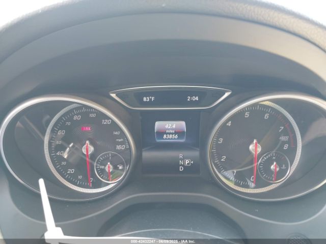 WDCTG4EBXJJ479396 Mercedes-Benz GLA 250