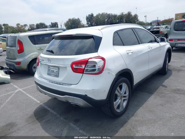 WDCTG4EBXJJ479396 Mercedes-Benz GLA 250