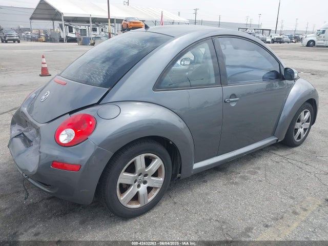2007 Volkswagen New Beetle 2.5 მანქანა იყიდება აუქციონზე, vin: 3VWRG31C27M504342, აუქციონის ნომერი: 42432263