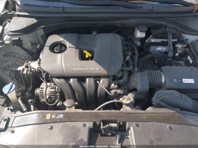 5NPD84LFXHH040232 Hyundai Elantra