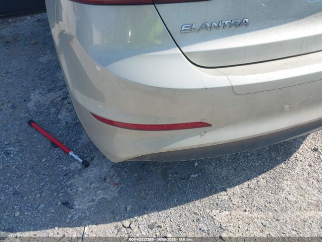 5NPD84LFXHH040232 Hyundai Elantra