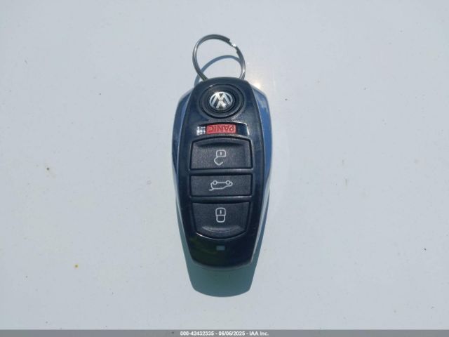 2012 VOLKSWAGEN TOUAREG WVGFK9BP4CD002524 Photo 10