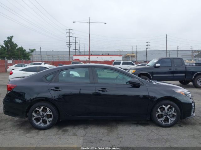3KPF24AD4KE065943 KIA Forte Lxs