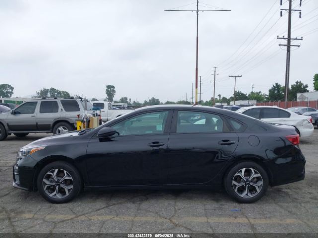 3KPF24AD4KE065943 KIA Forte Lxs