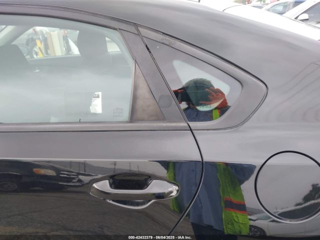 3KPF24AD4KE065943 KIA Forte Lxs