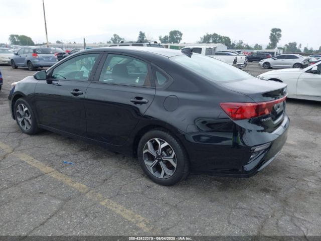 3KPF24AD4KE065943 KIA Forte Lxs