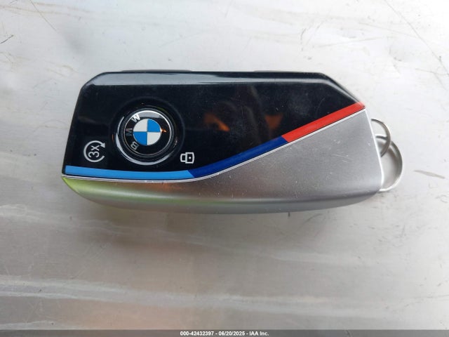 BMW i5 2024 WBY33FK08RCR03771 Image 11