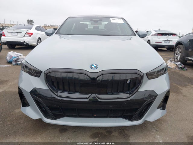 BMW i5 2024 WBY33FK08RCR03771 Image 12