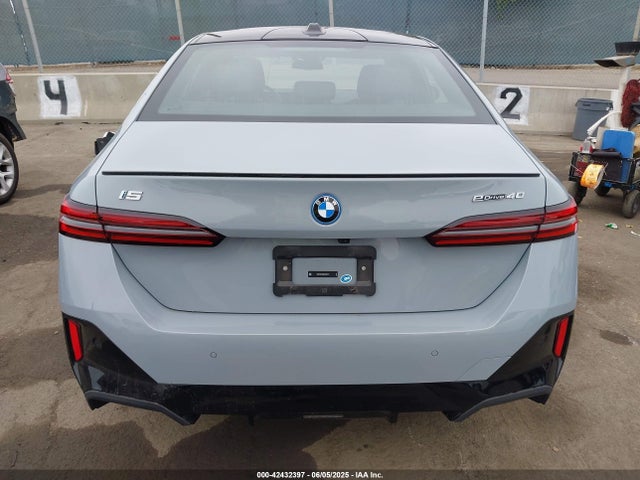 BMW i5 2024 WBY33FK08RCR03771 Image 16