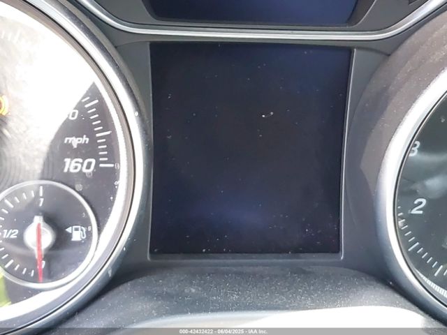 WDDSJ4GB8KN765229 Mercedes-Benz CLA 250 4MATIC