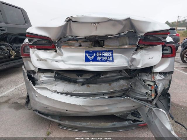 2015 TESLA MODEL S 5YJSA1H11FFP68833 Photo 5