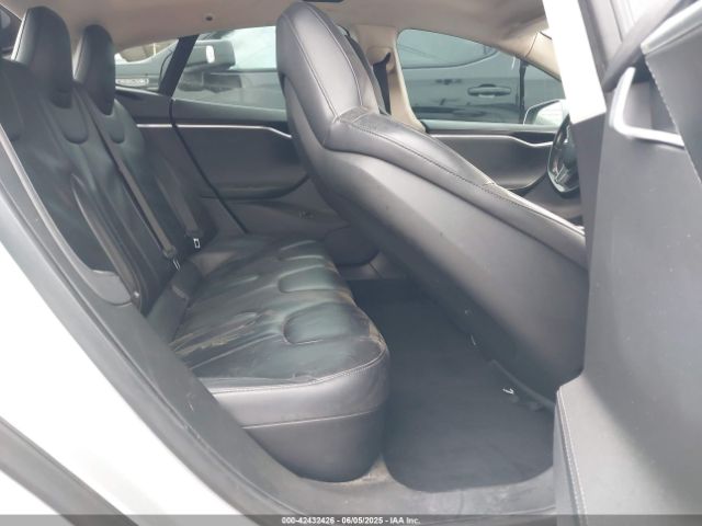 2015 TESLA MODEL S 5YJSA1H11FFP68833 Photo 7