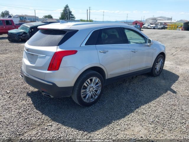 2019 CADILLAC XT5 1GYKNFRS0KZ226288 Photo 3