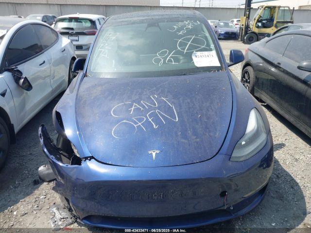 7SAYGDEE8NF559494 Tesla 2022