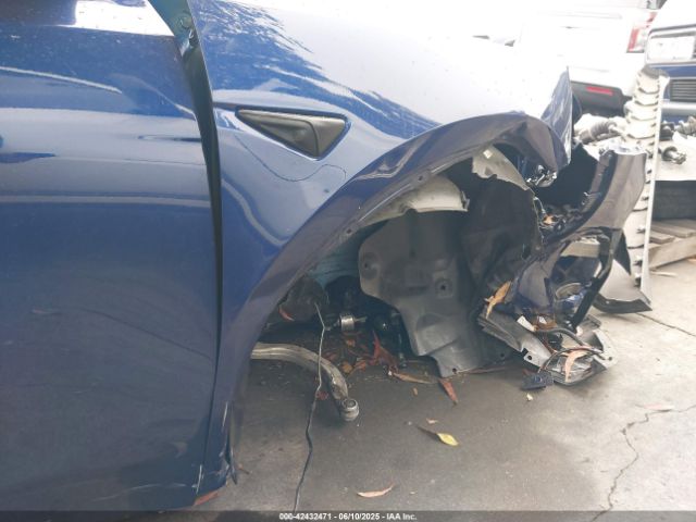 7SAYGDEE8NF559494 Tesla 2022