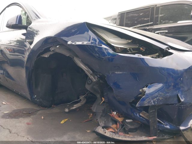 7SAYGDEE8NF559494 Tesla 2022