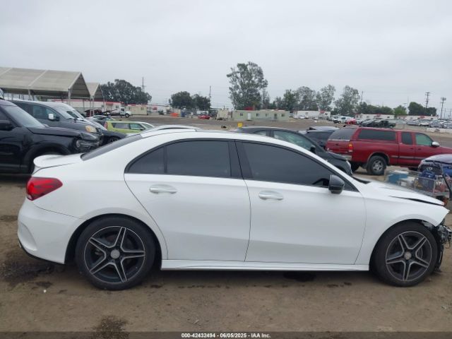 W1K3G4EB3LJ234065 Mercedes-Benz A 220