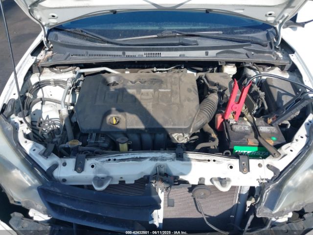 5YFBURHE8EP105528 Toyota Corolla Le Plus
