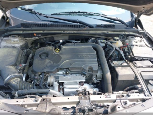 1G1ZD5ST9NF143736 Chevrolet Malibu Fwd Lt